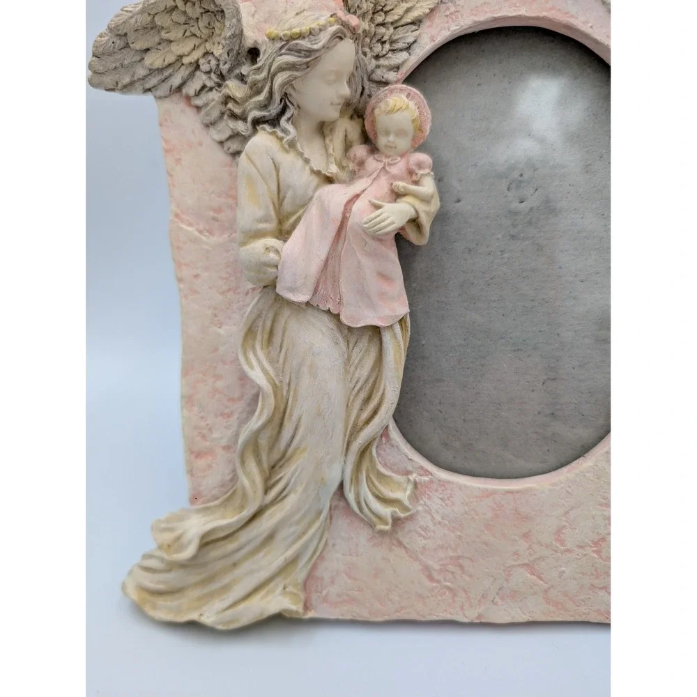 N/A ornate resin